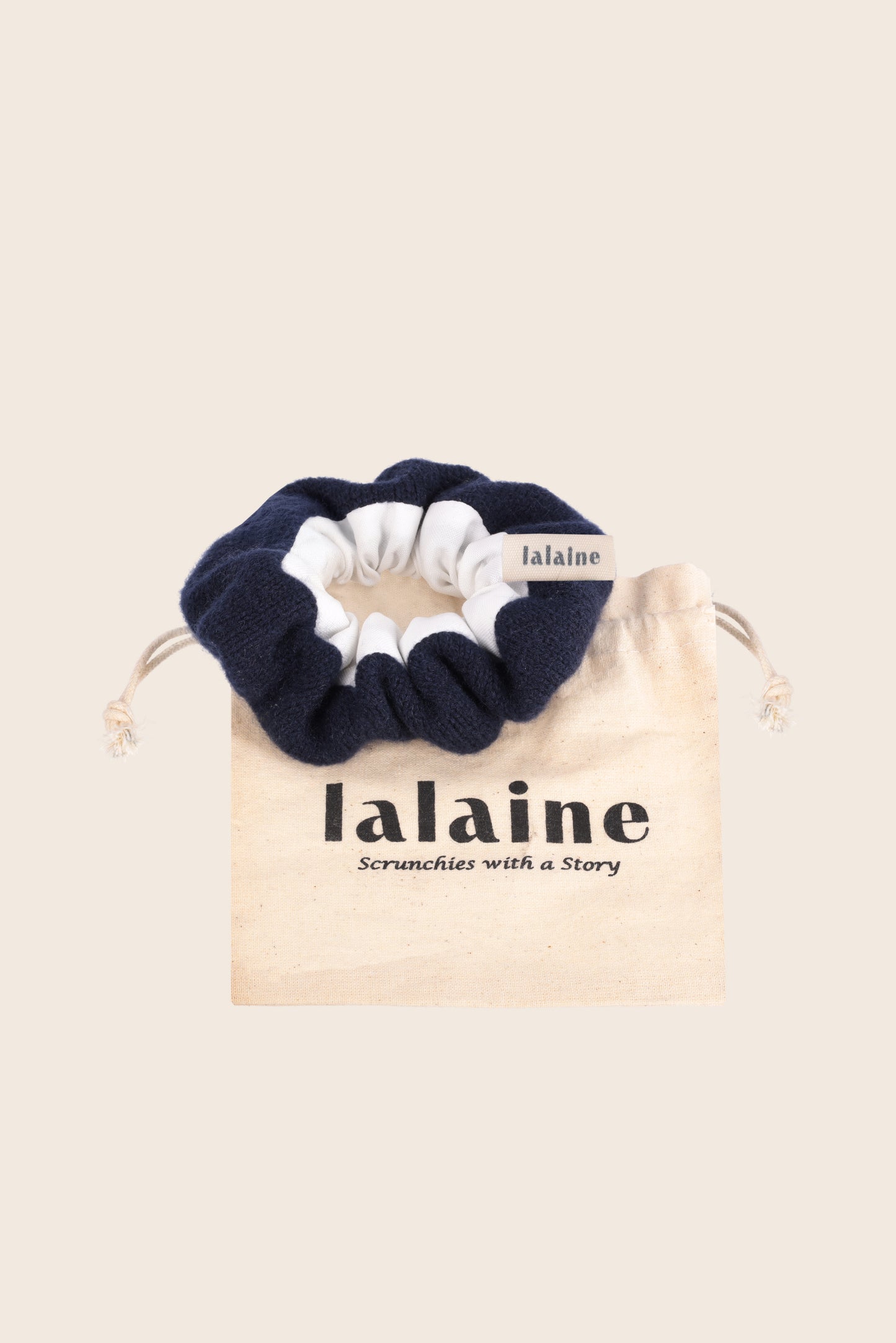 Scrunchie Navy & White - The Classic